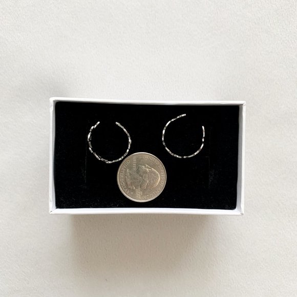 Silver Heart and Flower Ring Set - Picture 2 of 3